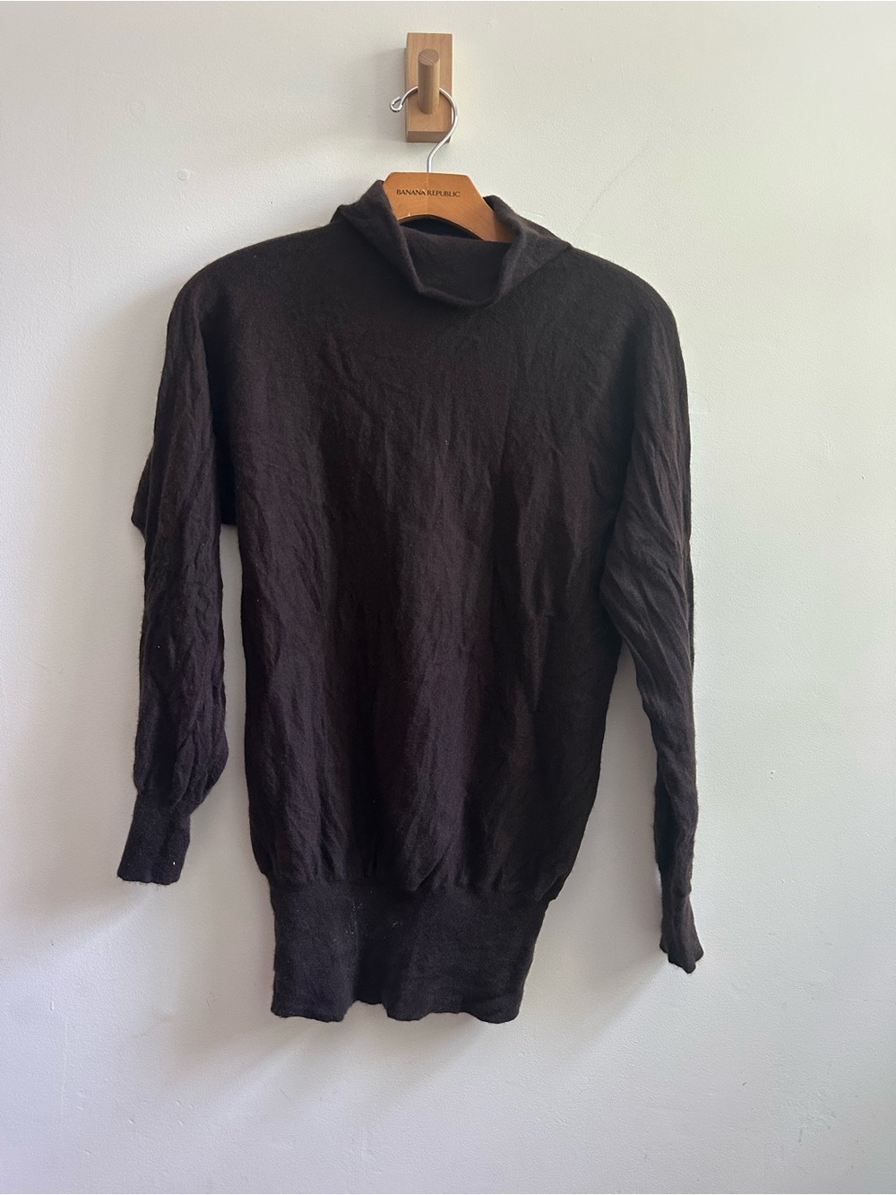 100% Cashmere Brown Mock Turtleneck Size 8 - Picture 2 of 3